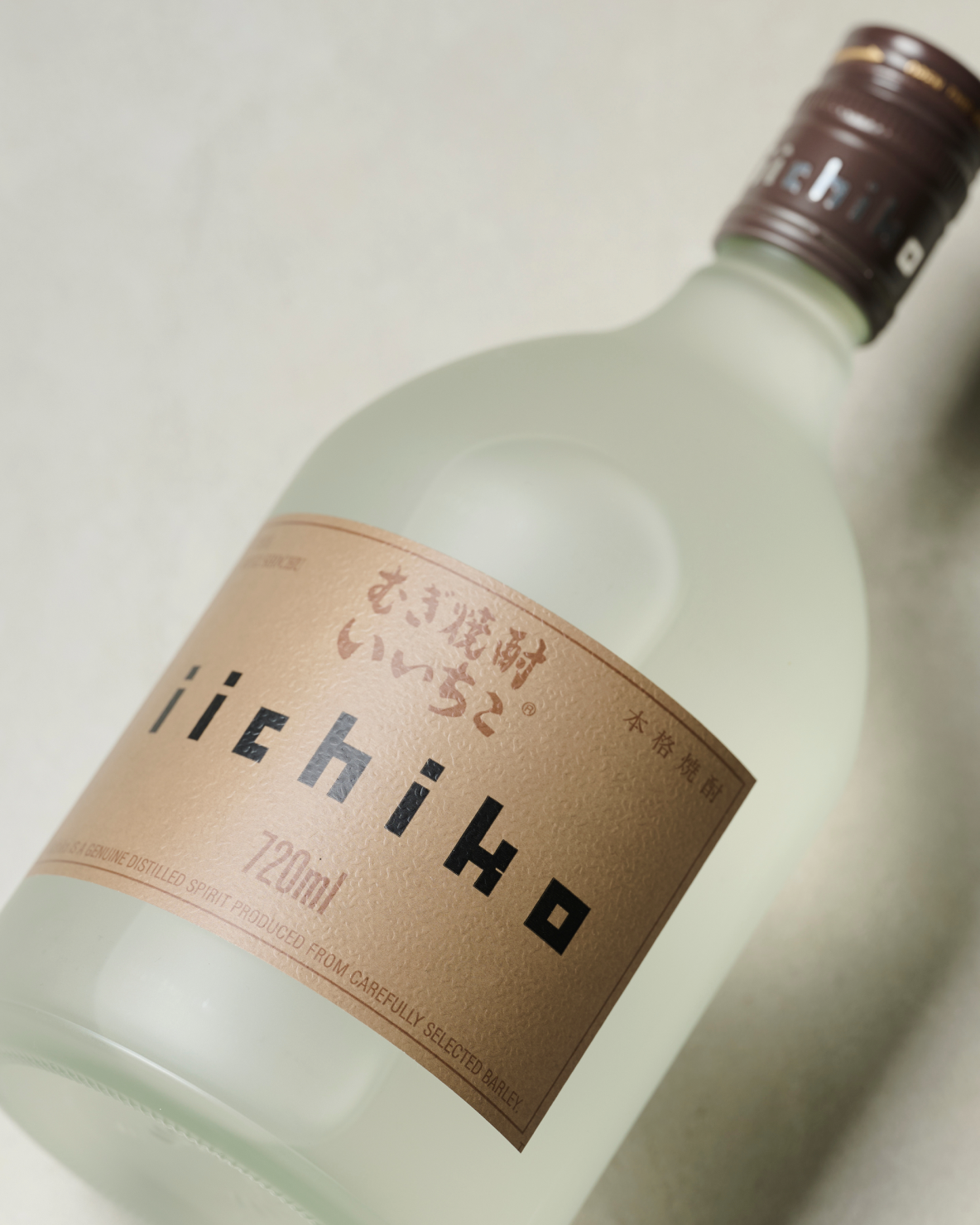 いいちこ シルエット 720ml×12本 Amazon.co.jp: いいちこ シルエット 麦25°／三和酒類(大分